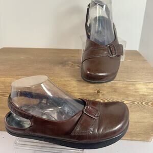 Vintage Earth Kalso Leather Slingback Mule Clogs Womens 7B Burgundy Wine Y2K USA